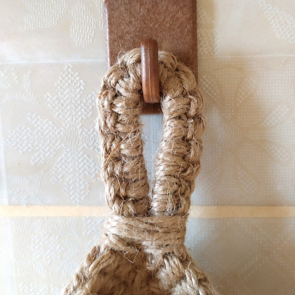 Hanging wall baskets 5 4.jpg