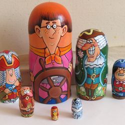 Treasure Island matryoshka 7 nesting dolls - Soviet cartoon pirates characters custom Russian dolls