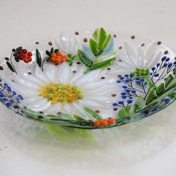 Fused glass candy dish with chamomiles - Fused glass art - Dessert plates with chamomiles