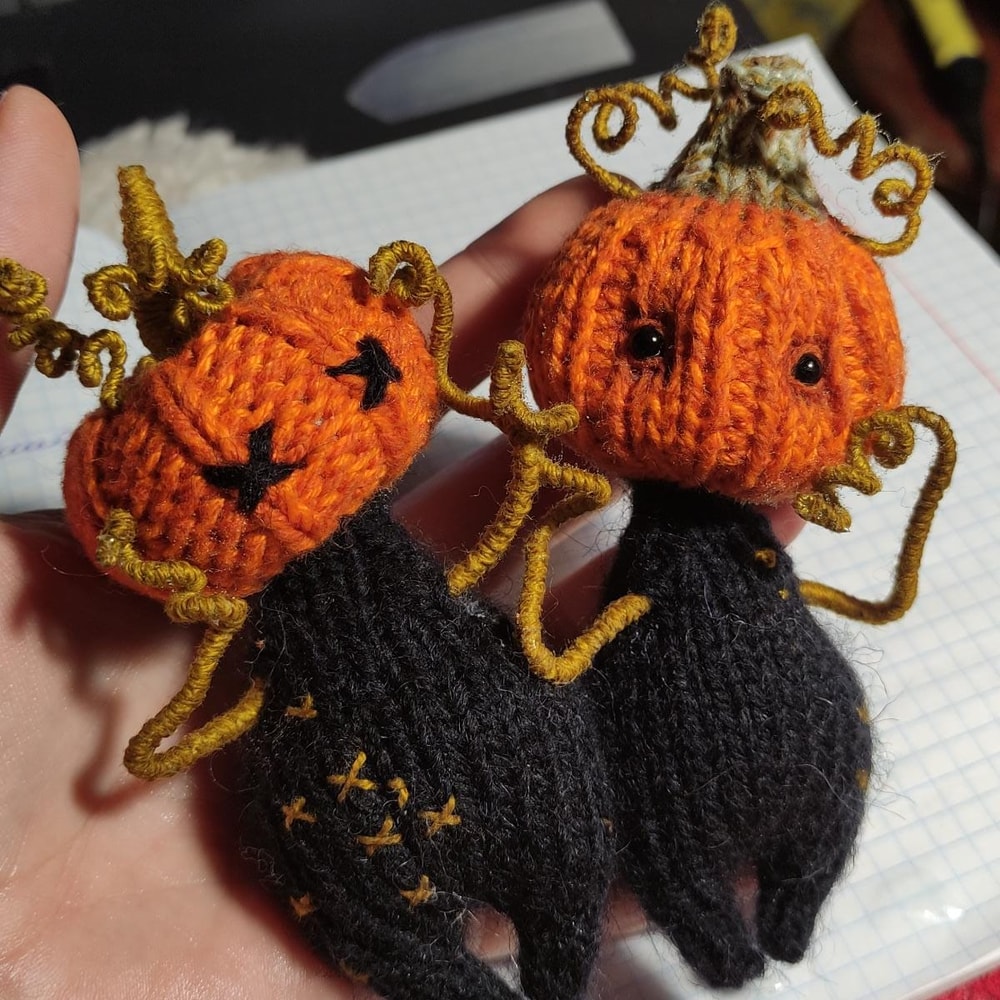 Pumpkin Head Knitting Pattern, Halloween cute toy, knitting guide, tutorial, knitting amigurumi, doll knitting pattern2.jpg