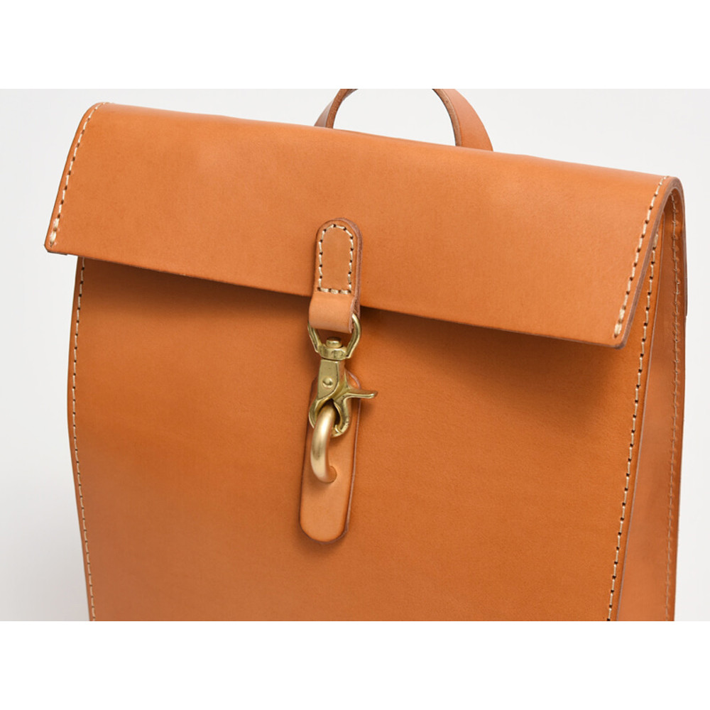 110109555dbb8282e4a1ajpg