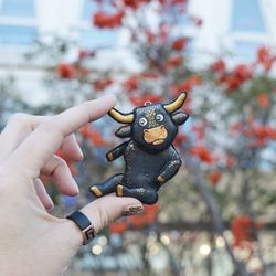 "Bull" Keychain. Mobile "Bull" a keychain with a pleasant aroma of coffee. Hand painted.