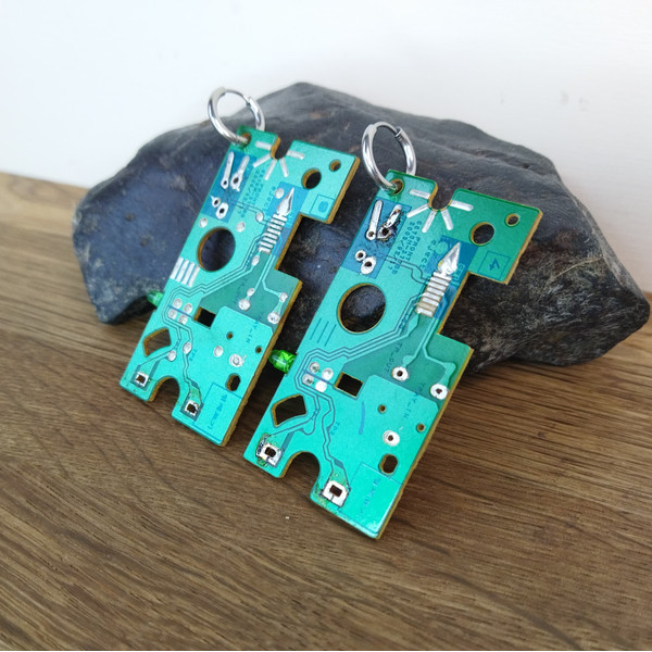 recycled-Computer-board-earrings