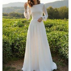 White ivory romantic flowy wedding dress gown evening dress designer custom made wedding gown western English wedding dr