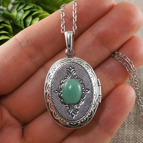mint-green-sage-green-aventurine-photo-locket-pendant-necklace-jewelry