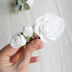 White roses hair pins Flowers bridal hair piece Wedding floral hair clip