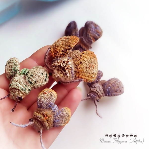 rochet moth brooch pattern, cute crochet butterfly, crochet jewelry pattern, realistic insect, funny woman accessory 2.jpg