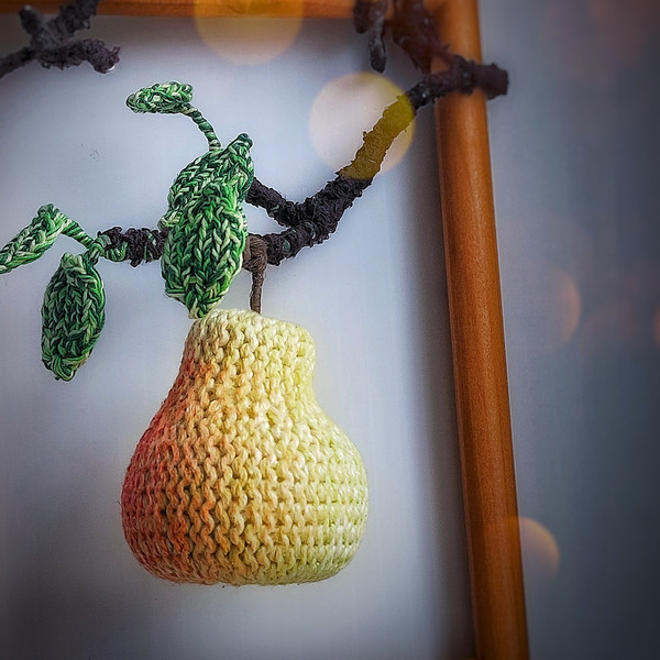 Realistic fruits knitting pattern, pear and apple interior and farmhouse decor, three-dimensional panel for wall decor 5.jpeg