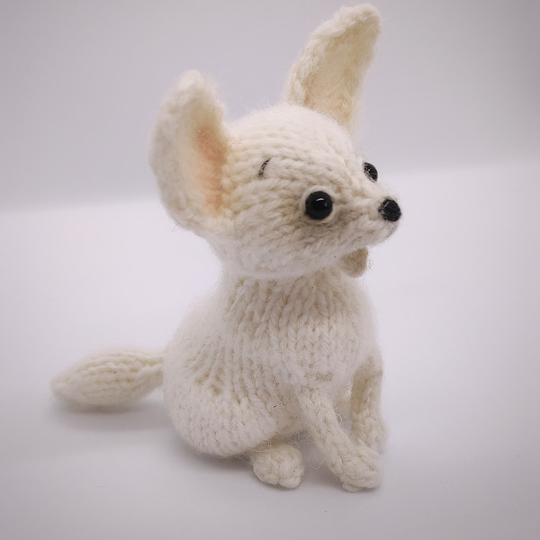 Fennec toy knitting pattern, cute knitted toy, wild animal toy pattern, desert fox pattern, white fox knitting pattern 3.jpeg