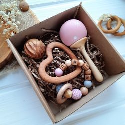 Personalized welcome baby box - postpartum gift - custom baby shower favor gift box for girl - wooden rattle with name