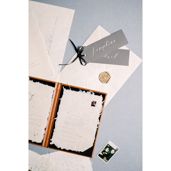Bark-and-Berry-Alix-vintage-leather-wedding-embossed-monogram-vows-folder-book-003.jpg