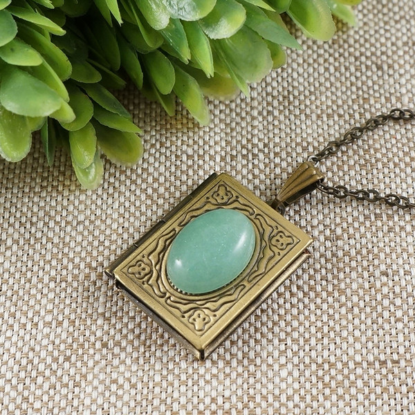 mint-green-sage-green-aventurine-photo-locket-green-stone-pendant-necklace-jewelry