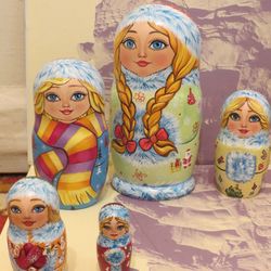 Christmas style matryoshka 5 dolls toy - winter Russian nesting dolls New Year themed