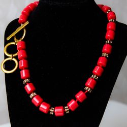 Vintage Liz Claiborne necklace Red coral bead necklace Beaded lucite choker