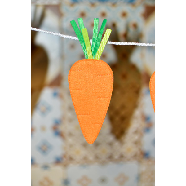 Easter-carrot.jpg
