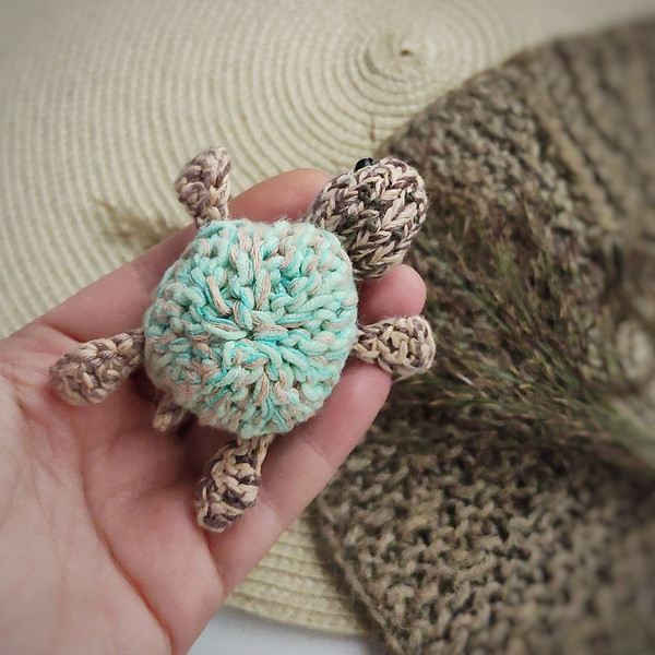Turtle toy knitting pattern, cute knitted turtle, amigurumi pattern, small knitted gifts, animal knitting pattern, ebook 3.jpeg