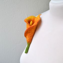 Felted flower brooch Calla lily orange , Mothers day gifts for flower lover under 30 , Felt flower pin Spring accessorie