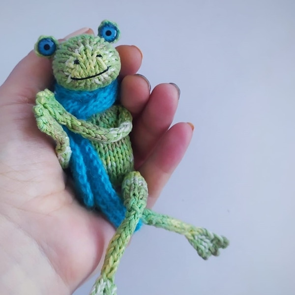 Frog Knitting Pattern, knitted amigurumi toy, toad plush toy diy, green little frog for kids, detailed ebook tutorial 5.jpg