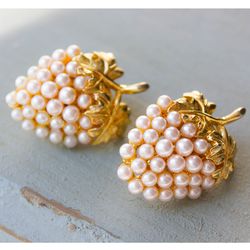 Vintage bunch of grapes clip on earrings Pink pearl cluster earrings