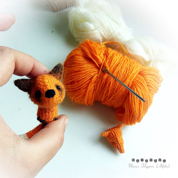 Fox crochet pattern, cute amigurumi brooch, red fox tutorial, kawaii pin, pin for bags, small brooch, kids toy ebook 5.jpg