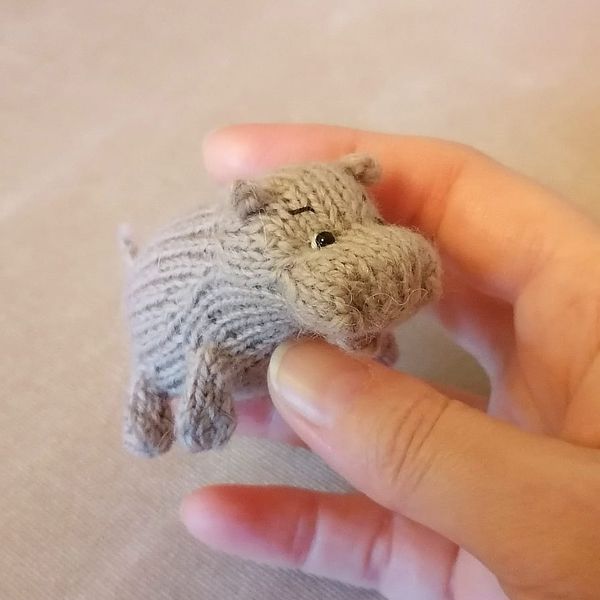 Hippopotamus knitting pattern, cute knitted toy, river-horse toy, hippo pattern, amigurumi animal pattern, toy tutorial 2.jpg