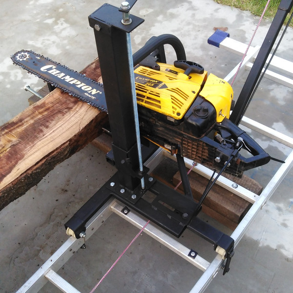 Portable-chainsaw-Mill-Mobile-Sawmill-Portamill-PM14-Logosol-Lumber-Mill-7.jpg