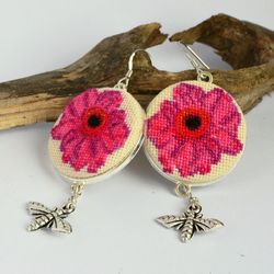 Magenta flower embroidered earrings with bee charm, Cross stitch prom raspberry jewelry, Handcrafted gift for women