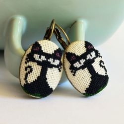 black cat earrings, modern handcrafted birthday gift for girlfriend, jewelry for pet lover