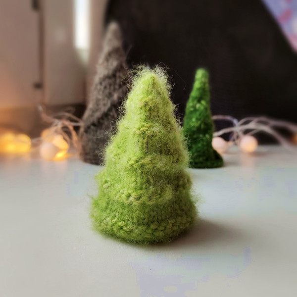 Christmas tree knitting pattern, easy pattern for holiday, knitted tree, Xmas decor, home decoration, knitting tutorials 4.jpg