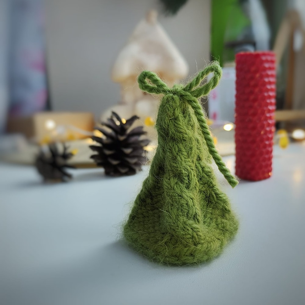 Christmas tree knitting pattern, easy pattern for holiday, knitted tree, Xmas decor, farmhouse decor, knitting tutorials 3.jpg