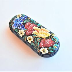 Strawberries & butterflies floral Russian hard glasses case hand-painted