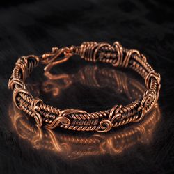 Copper wire wrapped bracelet for woman, Unique artisan copper jewelry, Wire Wrap Art design, Handmade jewellery