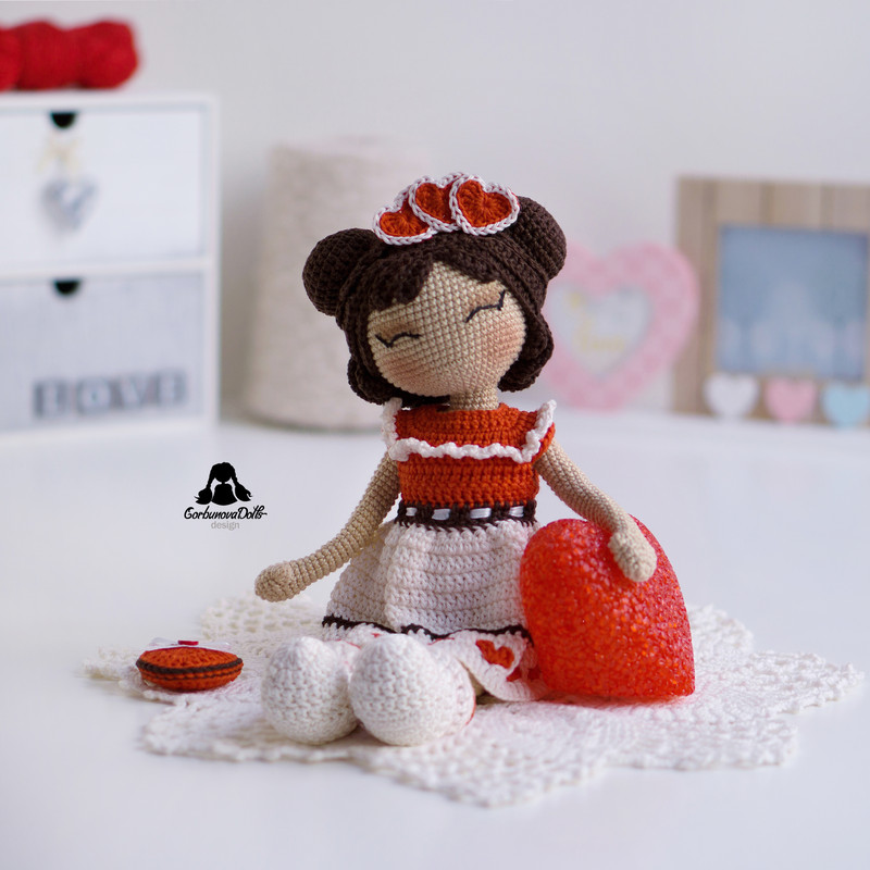 CrochetDollPatternValentines7.jpg
