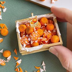 Dollhouse miniature box with tangerines for playing with dolls, dollhouse, scale 1:12