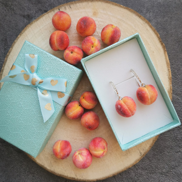 peach earrings.jpg