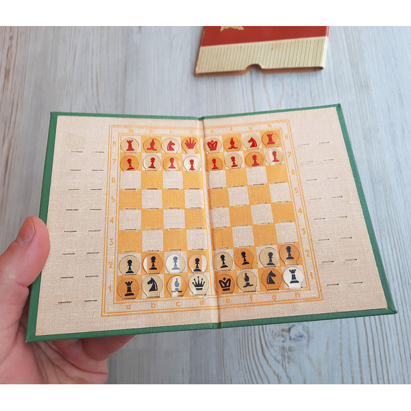 latvian_pocket_chess9+++++.jpg
