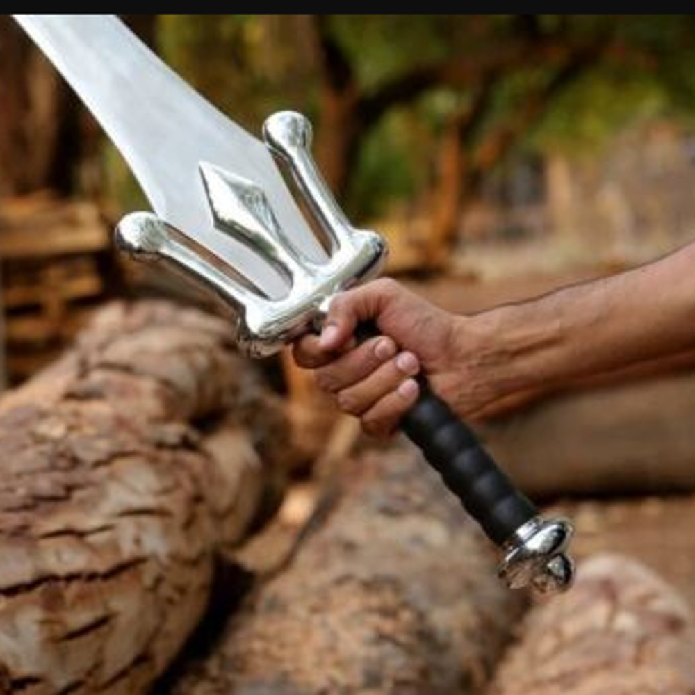 Masters of the Universe HeMan Power Replica Sword Greyskull  Silver Sworpng