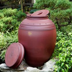 100 liter crock pot with 2 lids