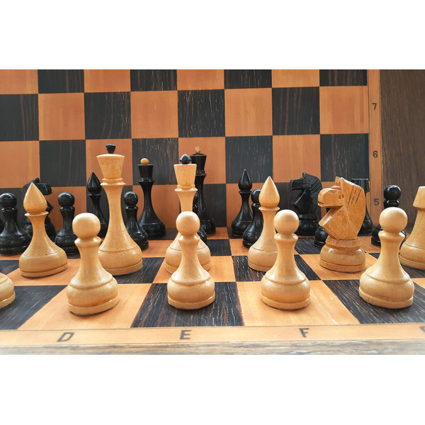 big wood old russian brutal chess figures