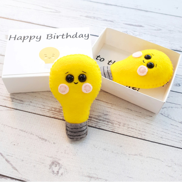 Light-bulb-birthday-gift