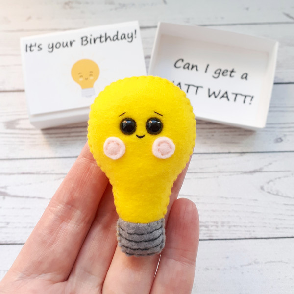 Light-bulb-birthday-card
