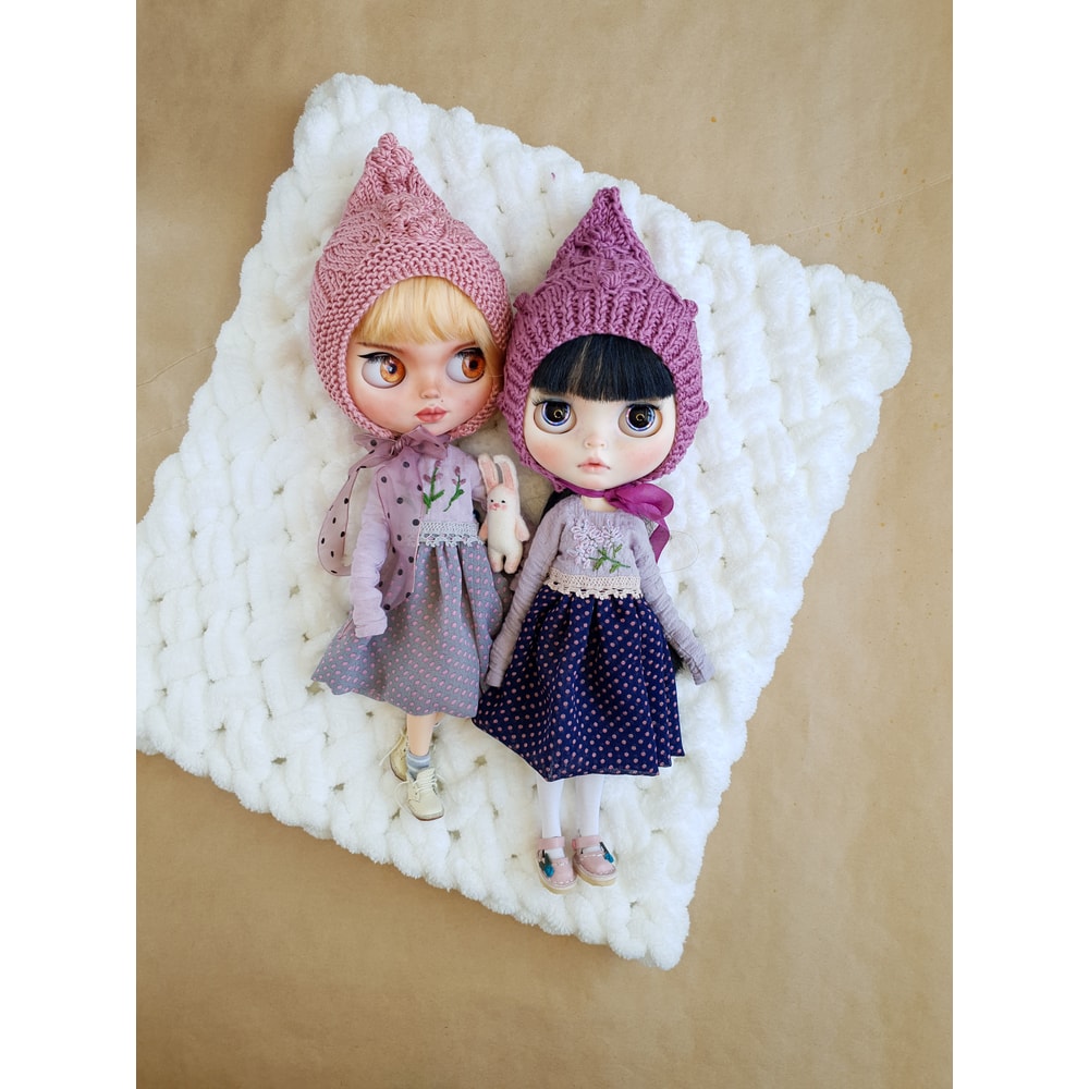 Blythe set clothes - dress with long sleeves and gnome knitted hat, Smart doll clothes, Blythe clothes