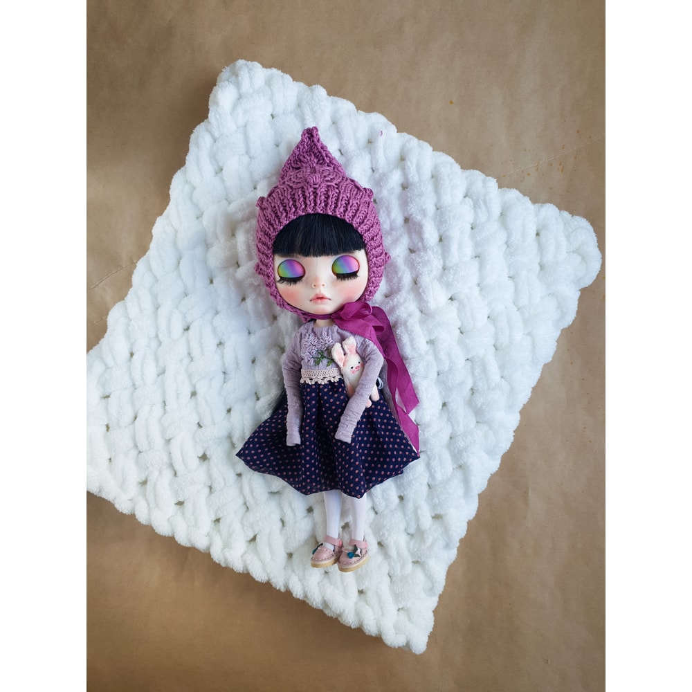 Blythe set clothes - dress with long sleeves and gnome knitted hat, Smart doll clothes, Blythe clothes