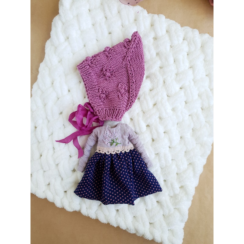 Blythe set clothes - dress with long sleeves and gnome knitted hat, Smart doll clothes, Blythe clothes