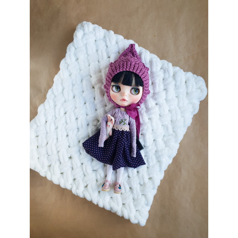 Blythe set clothes - dress with long sleeves and gnome knitted hat, Smart doll clothes, Blythe clothes