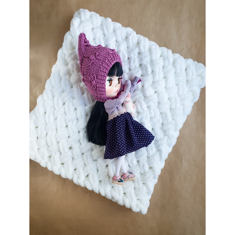 Blythe set clothes - dress with long sleeves and gnome knitted hat, Smart doll clothes, Blythe clothes