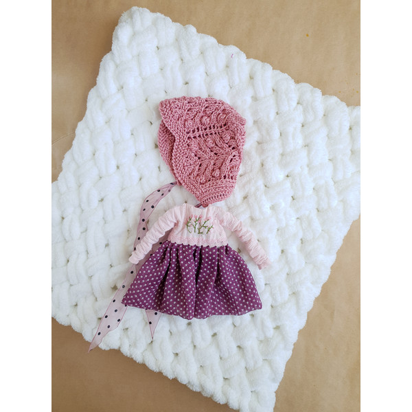 Blythe dress with a knit hat, Clothing for Blythe, Blythe outfit set, Fashion doll clothes, Blythe doll clothes
