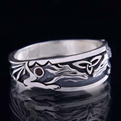 Silver ring two dragons with gems