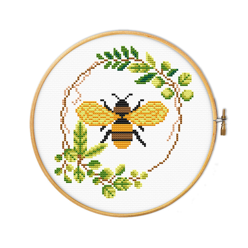 honey bee cross stitch.jpg