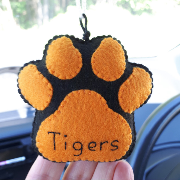 Tiger-paw-ornament-car-charm